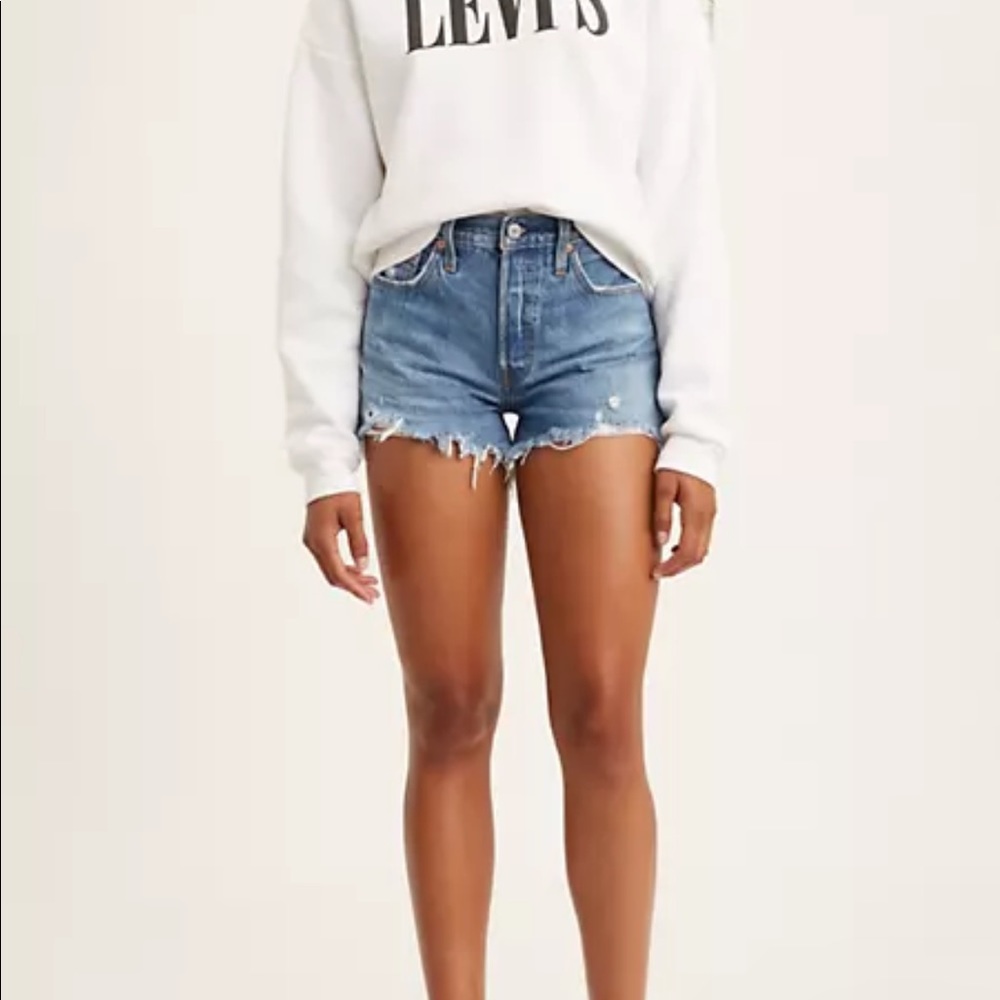 Levi’s 501 Women High Waisted Shorts